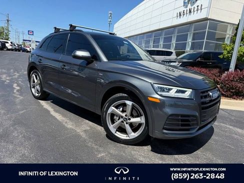 Used 2020 Audi Q5 2.0T Titanium Premium Plus AWD/4WD image 1