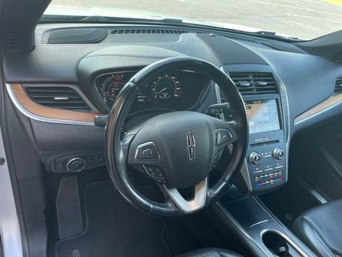 Used 2018 Lincoln MKC Reserve w/ Lincoln MKC Climate Package FWD image 25