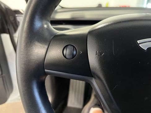 Used 2018 Tesla Model 3 Long Range RWD image 25