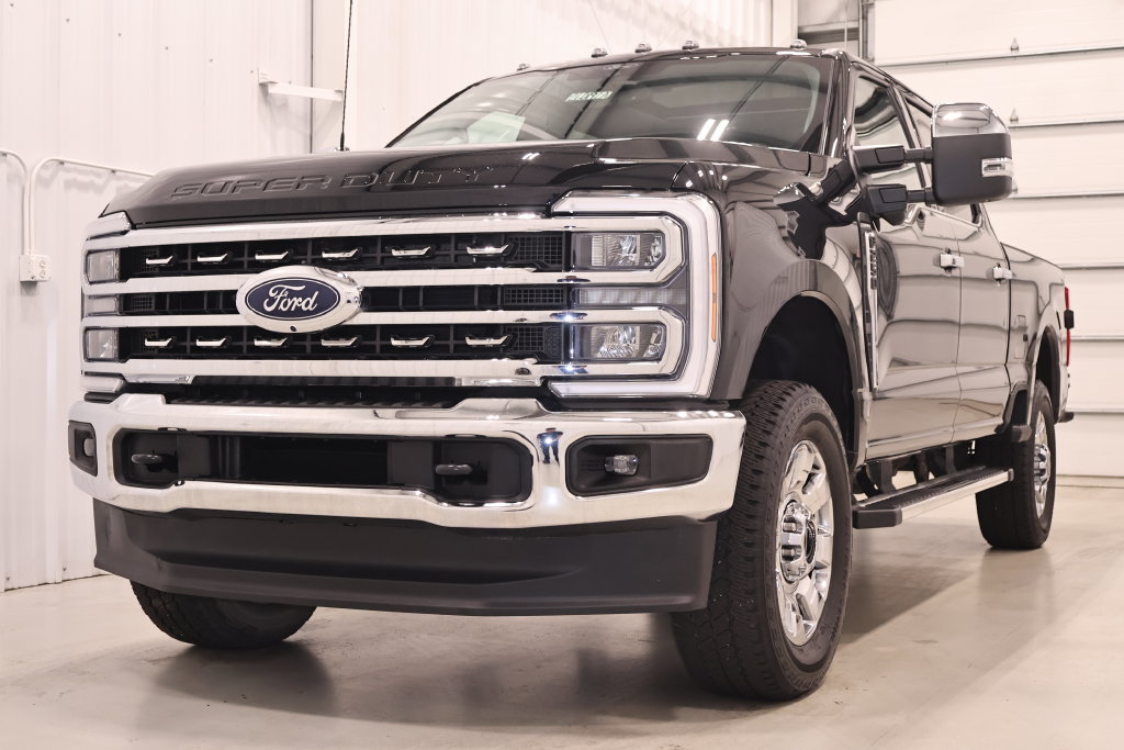 Certified 2026 Ford F250 Lariat w/ Chrome Package AWD/4WD image 6