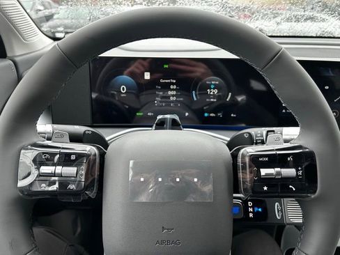 New 2026 Hyundai Ioniq 9 SEL image 17