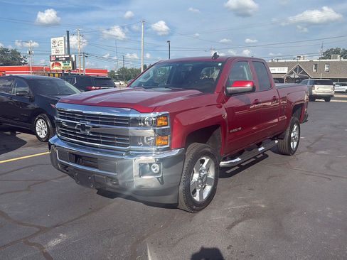 Used 2018 Chevrolet Silverado 2500 LT w/ All Star Edition AWD/4WD image 3