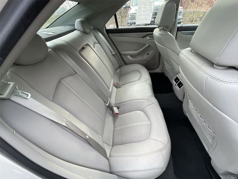 Used 2013 Cadillac CTS Luxury image 22