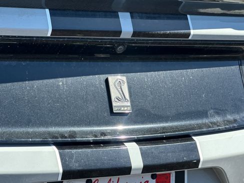 Used 2016 Ford Mustang Shelby GT350 w/ Technology Package image 7