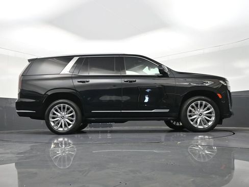 Used 2023 Cadillac Escalade Premium Luxury RWD image 33