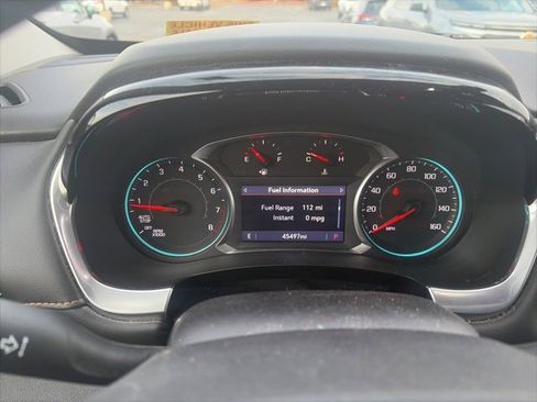 Used 2021 Chevrolet Traverse LT image 10