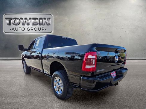 Used 2024 RAM 2500 Big Horn w/ Sport Appearance Package AWD/4WD image 6