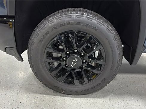 New 2026 Chevrolet Silverado 2500 Custom w/ Custom Value Package image 15