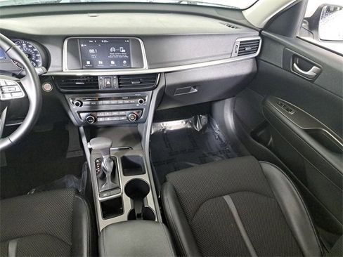 Used 2019 Kia Optima S image 17