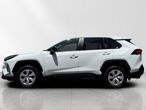 Used 2024 Toyota RAV4 LE FWD image 8