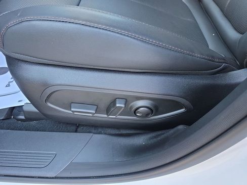 New 2026 Jeep Cherokee Limited image 13