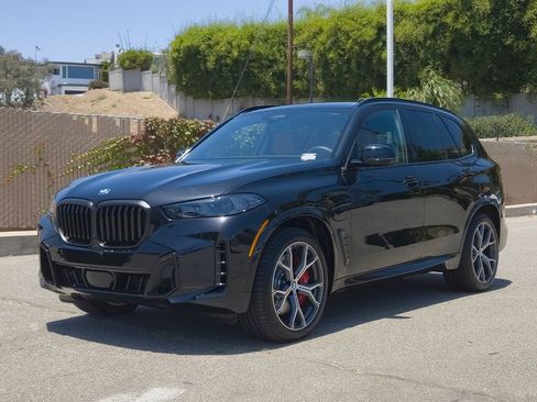 New 2026 BMW X5 xDrive50e w/ M Sport Package AWD/4WD image 2