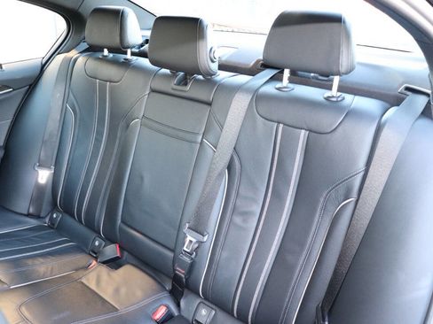 Used 2019 BMW 530i w/ Convenience Package image 57