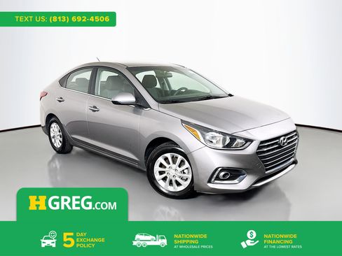 Used 2022 Hyundai Accent SEL image 1