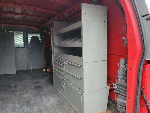 Used 2001 GMC Savana 3500 Extended w/ Marketing Option Pkg 2 image 10