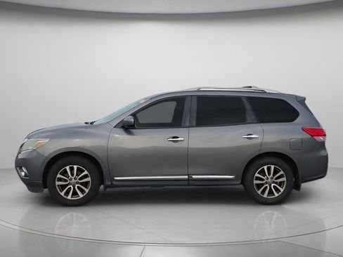 Used 2015 Nissan Pathfinder SL w/ Cargo Package FWD image 3