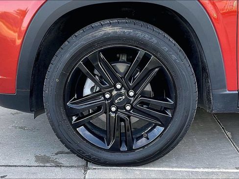 Used 2024 Chevrolet Trax ACTIV w/ Driver Confidence Package FWD image 9