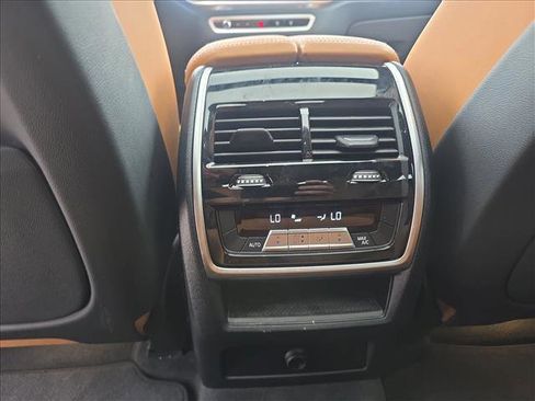 Used 2024 BMW X6 xDrive40i w/ Premium Package AWD/4WD image 18