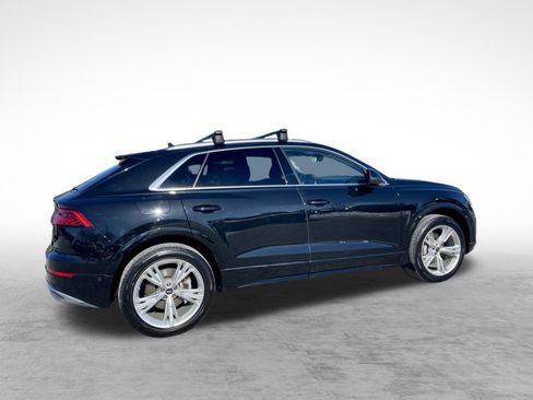 Used 2023 Audi Q8 Premium Plus AWD/4WD image 7