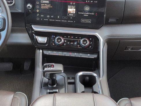 Used 2023 GMC Sierra 1500 Denali w/ Denali Reserve Package AWD/4WD image 19