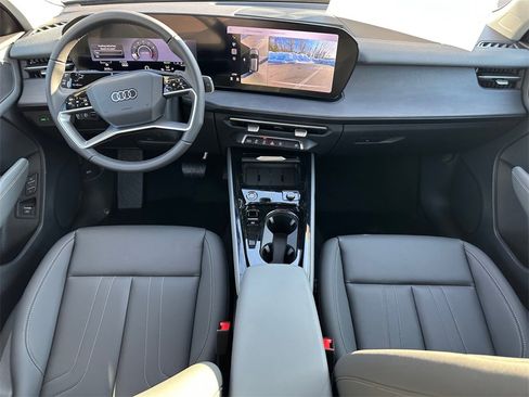 New 2026 Audi Q3 quattro 2.0T image 10