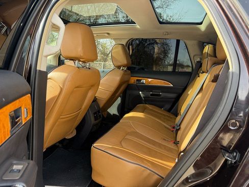 Used 2015 Lincoln MKX AWD w/ Equipment Group 102A image 9