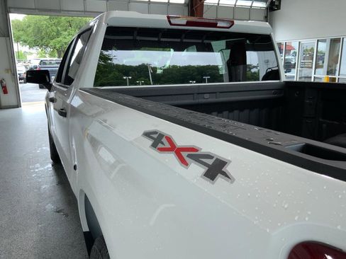 New 2024 Chevrolet Silverado 1500 W/T w/ WT Value Package image 31