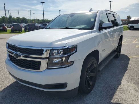Used 2017 Chevrolet Tahoe LT AWD/4WD image 2