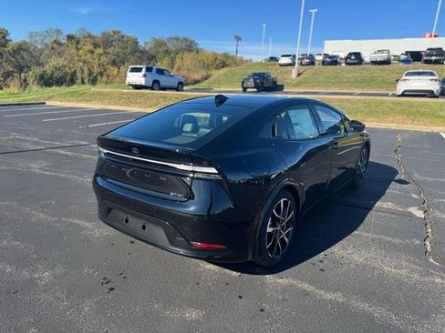 New 2026 Toyota Prius Plug-In Hybrid image 3