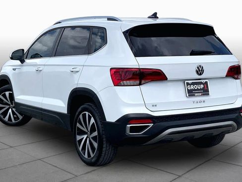 Used 2022 Volkswagen Taos SE FWD image 12