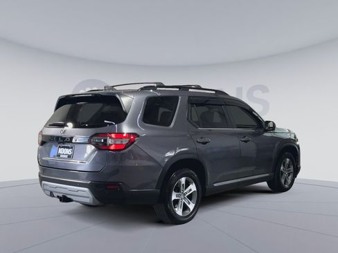 Used 2023 Honda Pilot EX-L image 11
