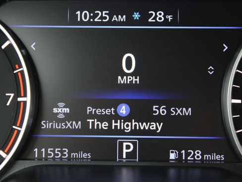 Used 2024 Nissan Altima 2.5 SV image 19