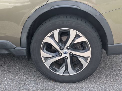 Used 2020 Subaru Outback Touring XT AWD/4WD image 8
