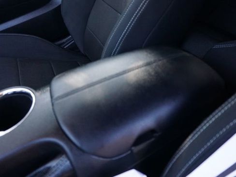 Used 2016 Ford Mustang Convertible image 11