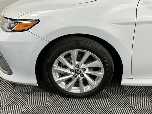 Used 2024 Toyota Camry LE w/ Convenience Package FWD image 11