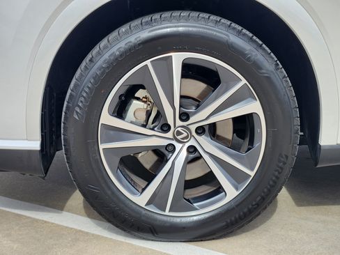 Used 2025 Lexus RX 350 Premium w/ Accessory Package (Z1) image 10