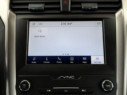 Used 2019 Ford Fusion SE FWD image 36