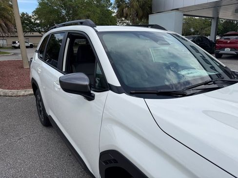 Used 2026 Subaru Forester Premium AWD/4WD image 16