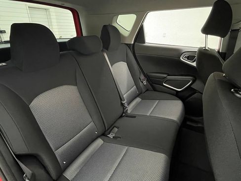 Used 2022 Kia Soul LX FWD image 33