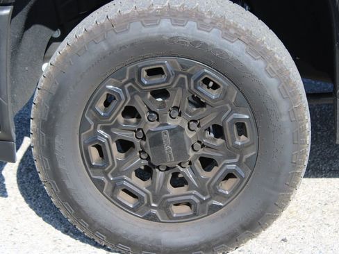 Used 2026 GMC Sierra 2500 Denali Ultimate w/ Max Trailering Package AWD/4WD image 8
