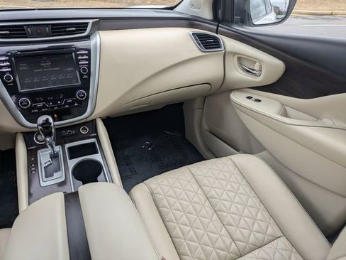 Used 2019 Nissan Murano Platinum w/ Cargo Package image 16