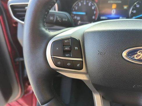 Used 2023 Ford Explorer XLT w/ Equipment Group 202A image 16