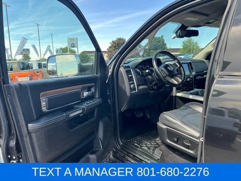 Used 2017 RAM 3500 Laramie AWD/4WD image 17