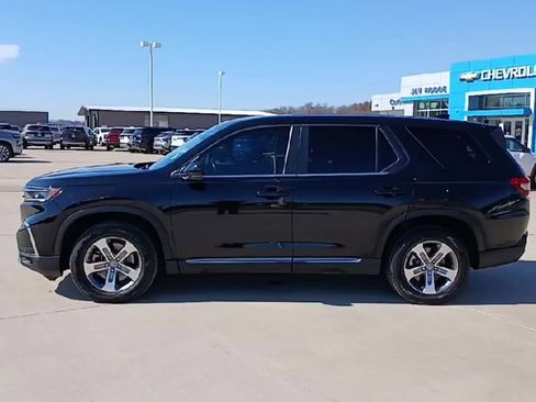 Used 2023 Honda Pilot EX-L image 5