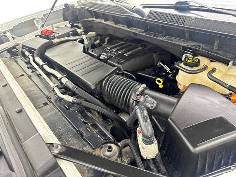 Used 2019 Chevrolet Silverado 1500 LT w/ All-Star Edition AWD/4WD image 76