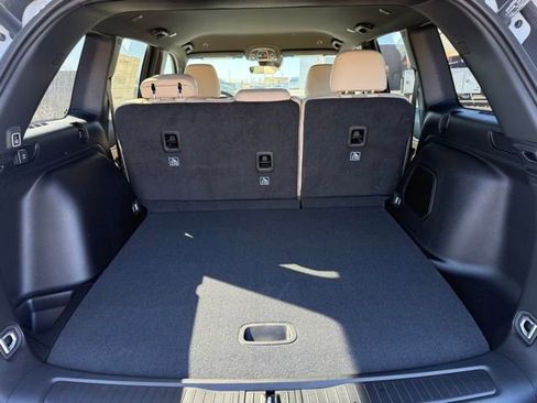 New 2025 Jeep Grand Cherokee Limited image 9