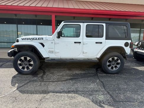 Used 2020 Jeep Wrangler Unlimited Sahara w/ Dual Top Group AWD/4WD image 1