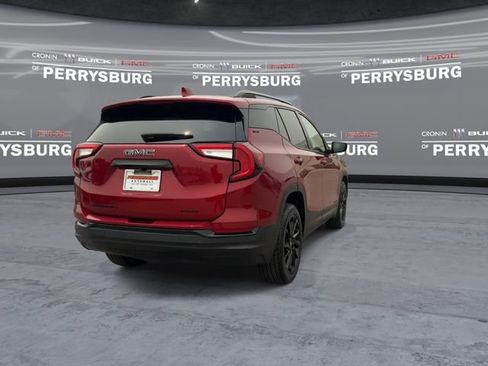 Used 2023 GMC Terrain SLT w/ Infotainment Package II AWD/4WD image 7