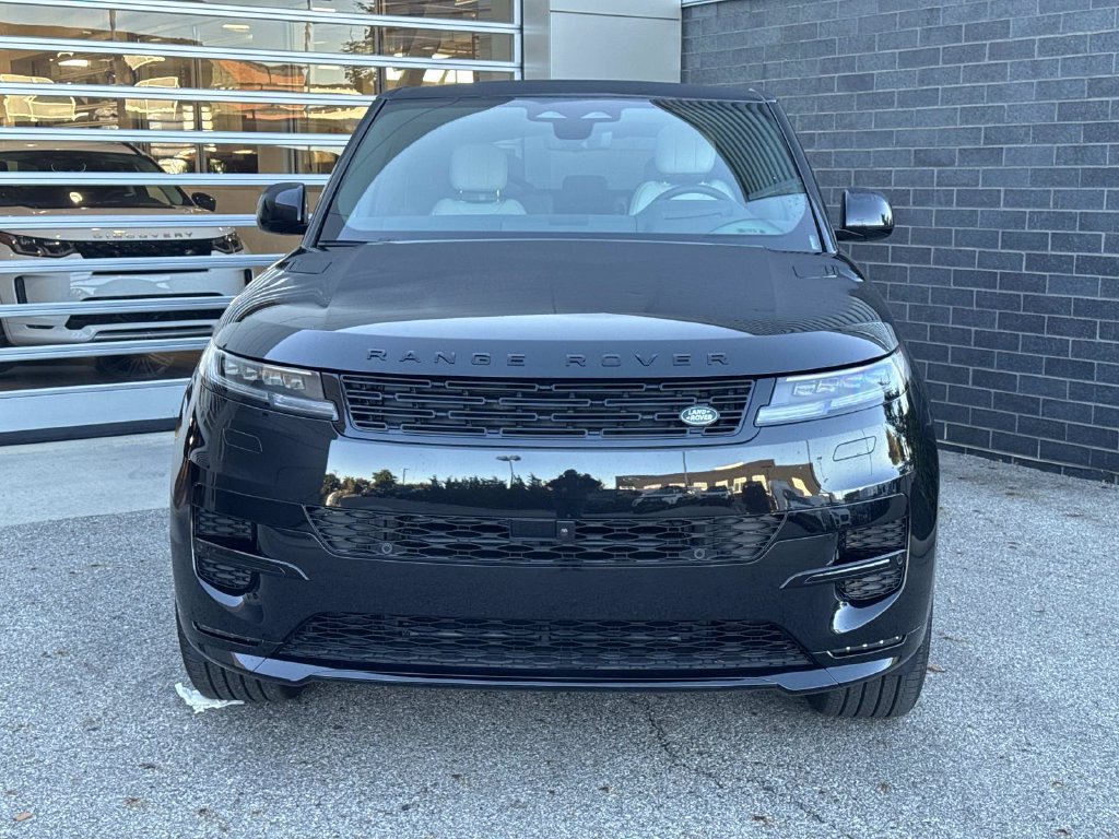New 2027 Land Rover Range Rover Sport Dynamic SE AWD/4WD image 2