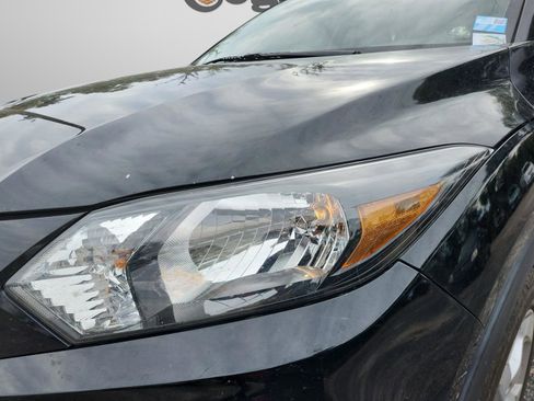 Used 2016 Honda HR-V LX image 30